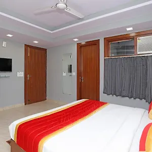 Capital O Aashiyana Paradise Near Omaxe Mall Hotel Gurgaon